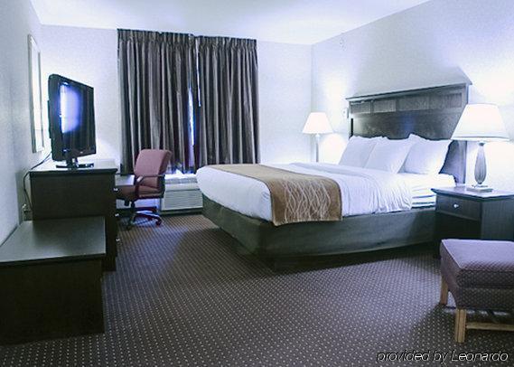 Comfort & Madison North Hotel Deforest