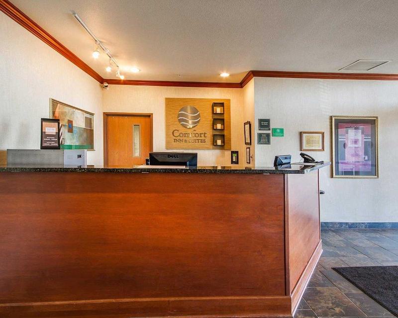 Hotel Comfort & Madison North Deforest